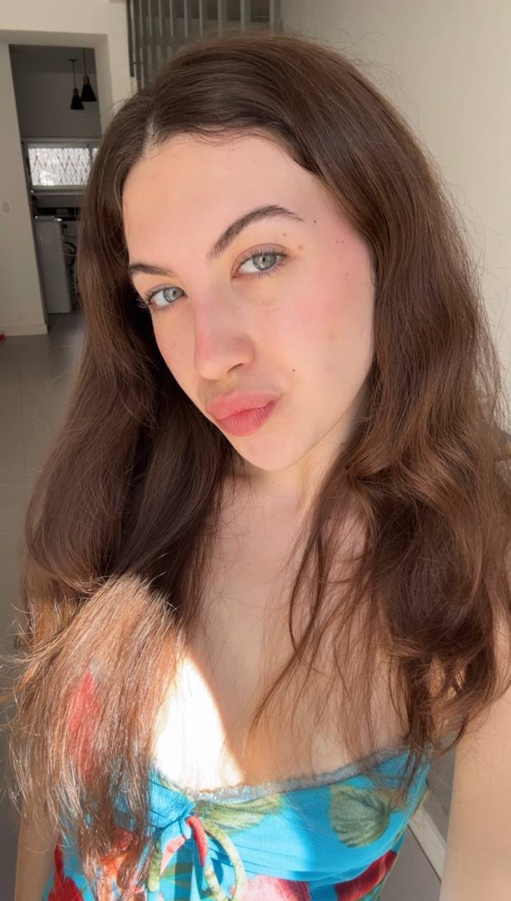 Nude girl Amber in Gitega