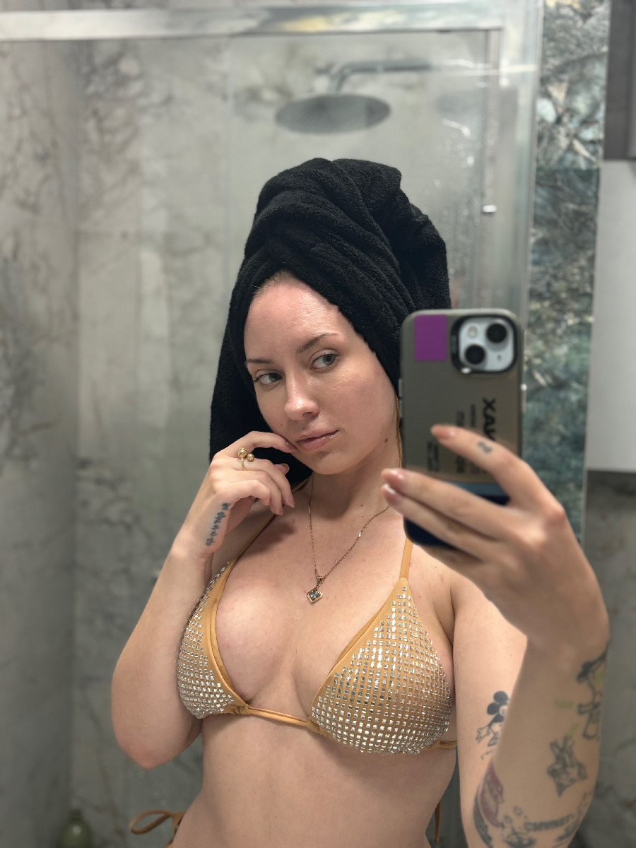 Nude girl KateV in Gitega