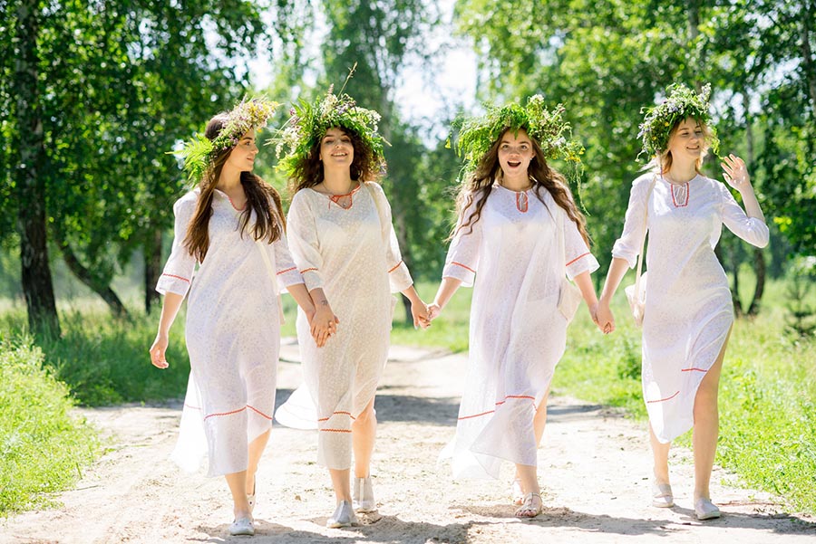 Slavic girls in Gitega