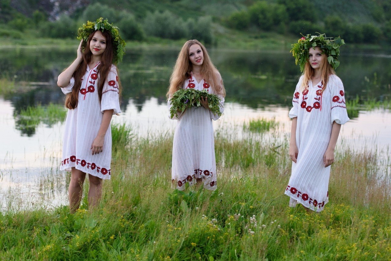 Slavic women in Gitega