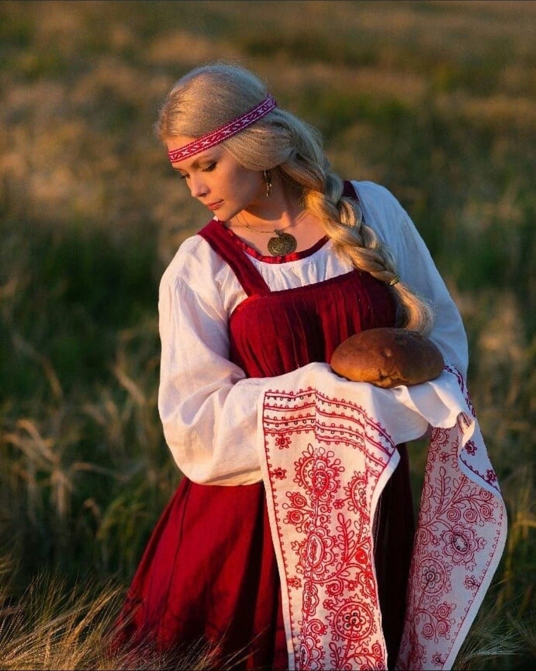 Girls in Slavic costumes in Gitega